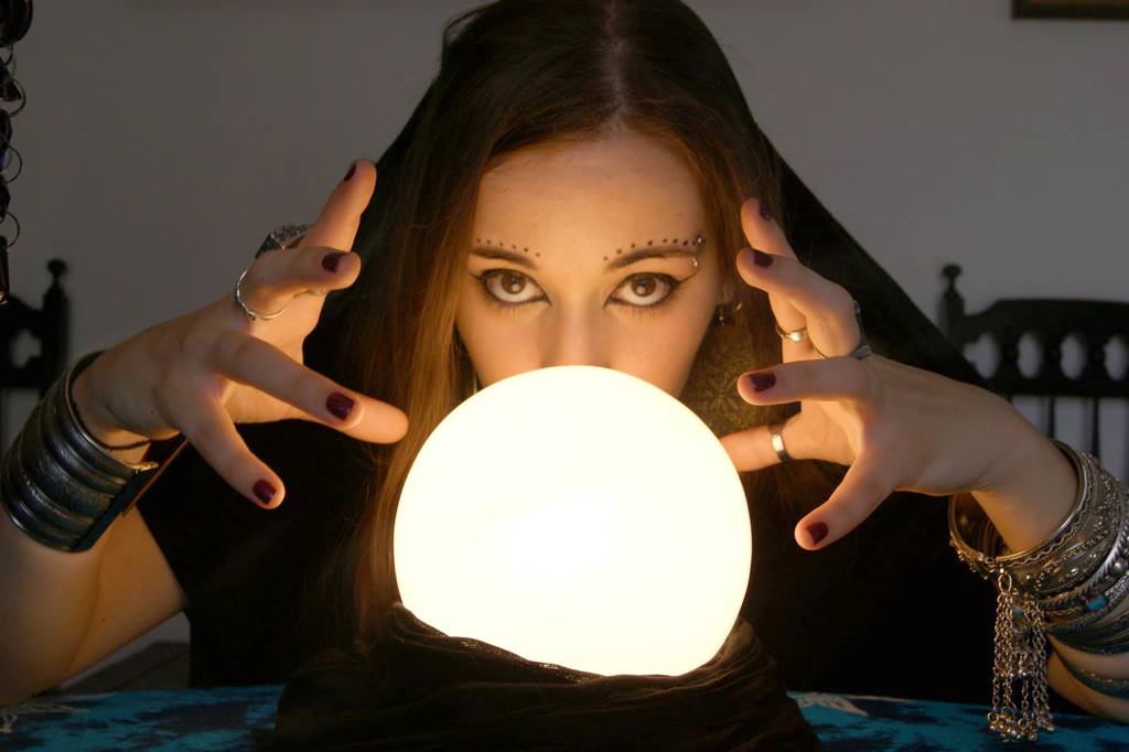 Fallxhorja mashtron 60-vjeçaren, i merr 800 mijë lekë “cash” 2 milionë lekë bizhuteri