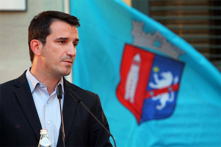 Bashkia e Tiranës rrit pagat, Erion Veliaj tetëfishin e pagës më të ulët