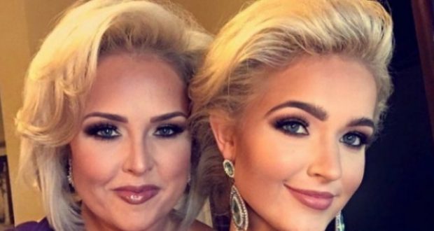 FOTO/ Nënë e bijë në garë për më të bukurën e botës!