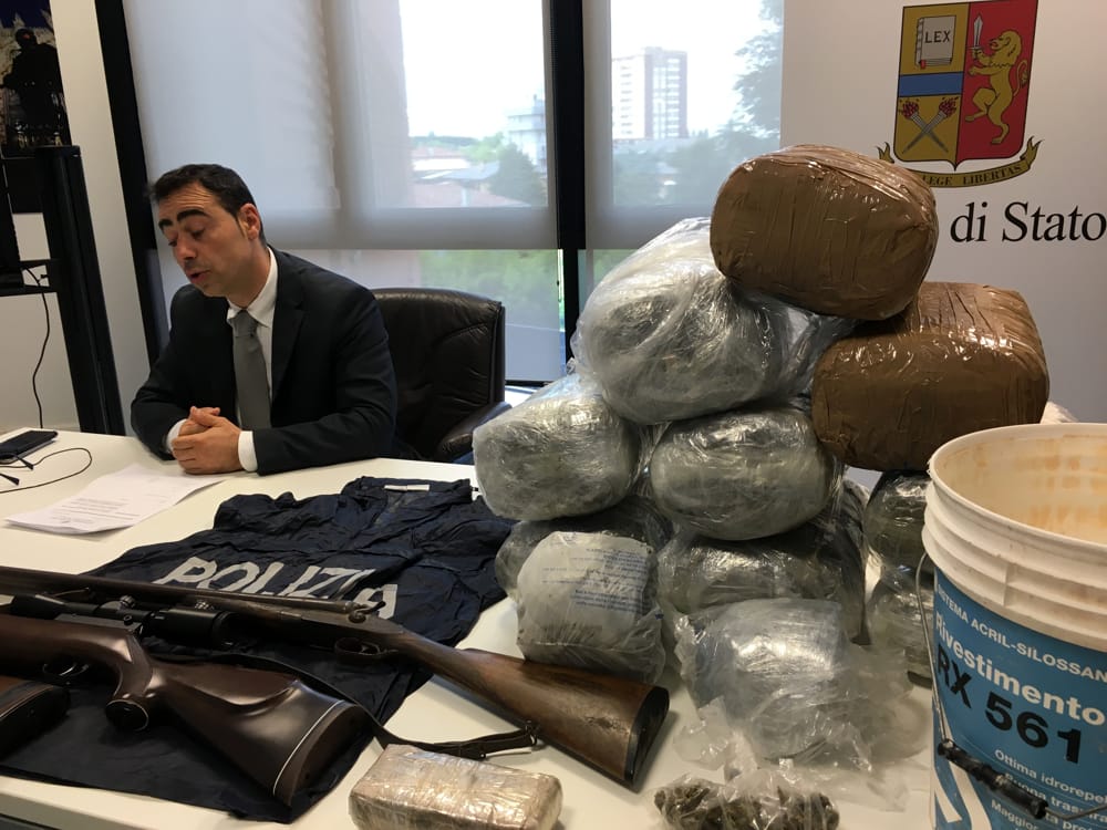 Arrestohet shqiptari, u kap me 100 mijë euro drogë të fshehur në frigorifer