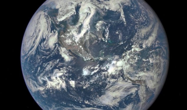 NASA bën publike fotografinë e parë, të plotë, të Tokës pas 43 viteve