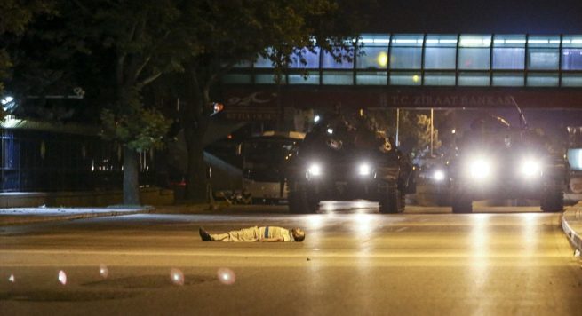 ANALIZË E DETAJUAR/ Kush fshihet pas grushtit të shtetit në Turqi?