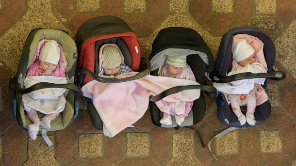 Çifti shqiptar dhe katërnjakët e tyre do dëbohen nga Gjermania