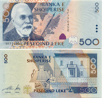 Makina pa dokumente, tenton të korruptojë policin i jep 500 lekë!