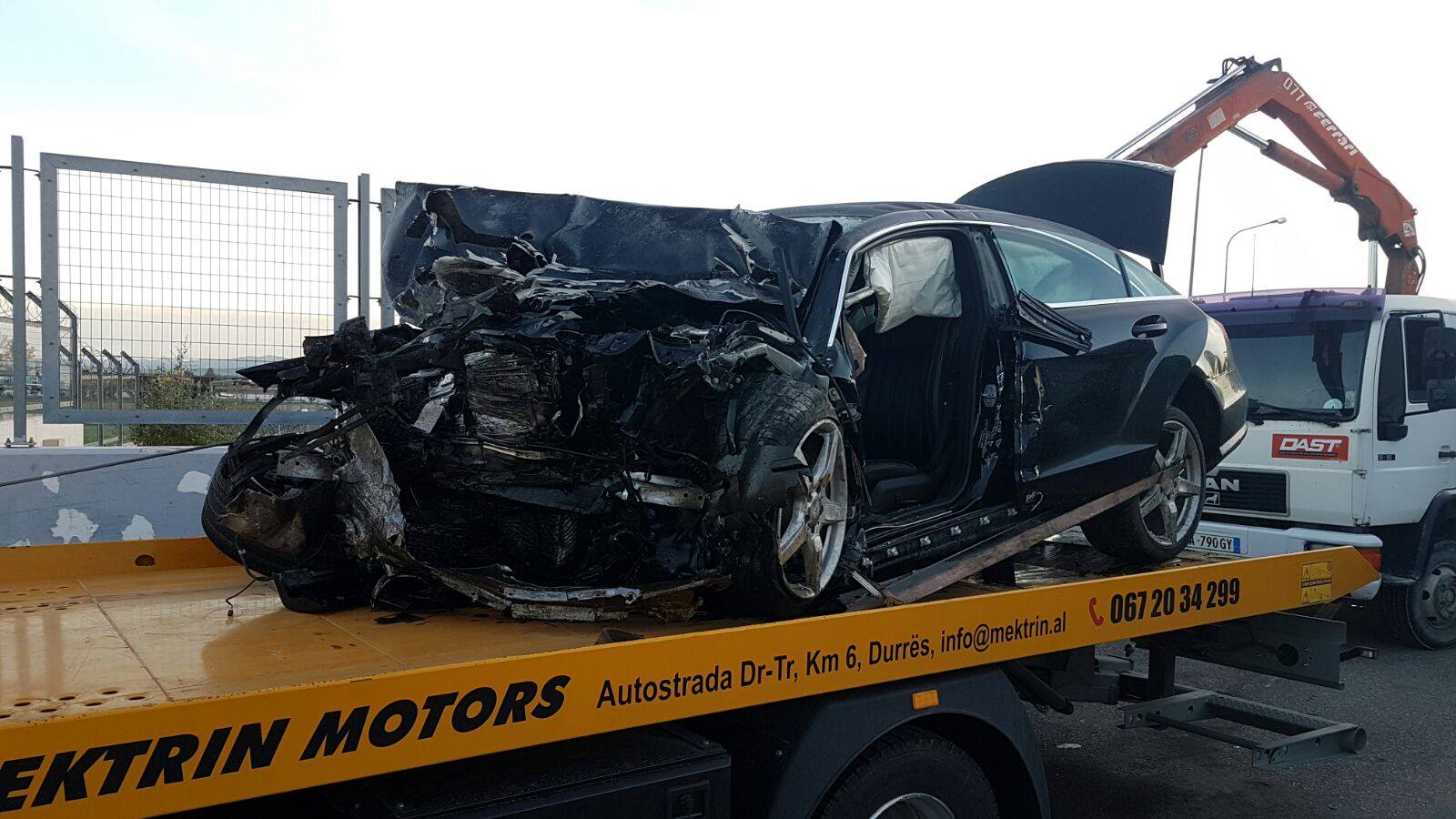 FOTO/ Këto janë pamjet e frikshme nga aksidenti tragjik në Sukth