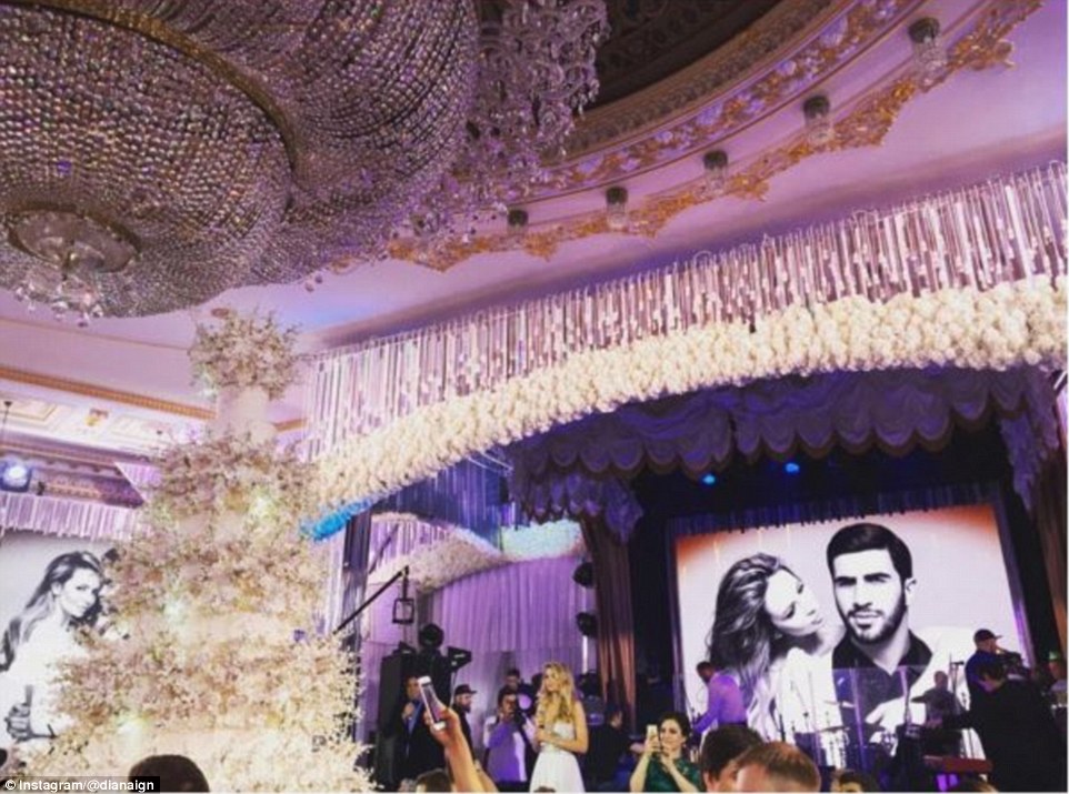 FOTO & VIDEO/ Miliarderi rus i blen nuses vello 200 mijë dollarë