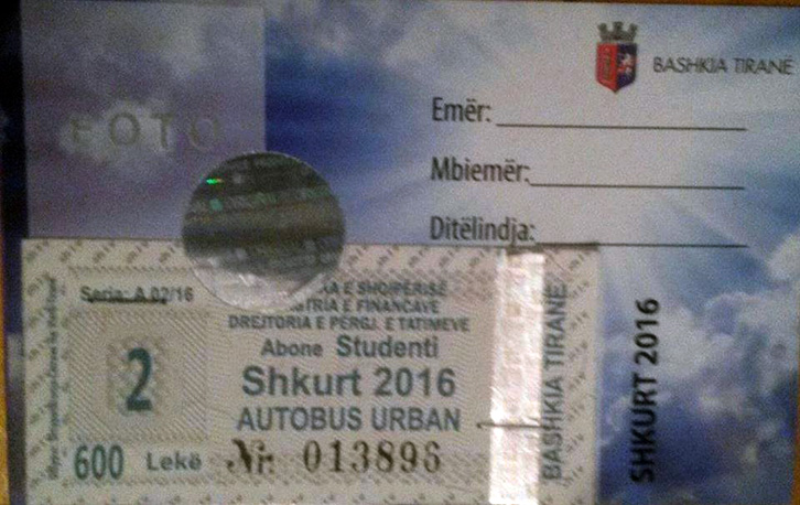 SKANDAL/ Abuzim me abonetë e studentëve