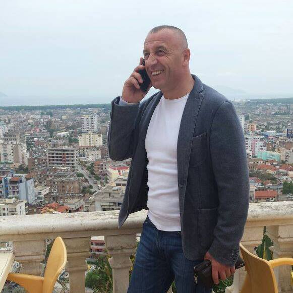 Ish-Shefi i Komisariatit në Vlorë jep alarmin: Konfliktet vijnë nga të sëmurët mendorë, mbi 1600 persona me probleme