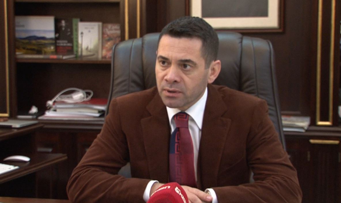 Arben Ahmetaj flet për tensionet me LSI