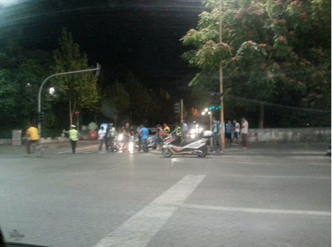 Tiranë, aksident te “Dëshmorët e Kombit”, plagoset një drejtues motori