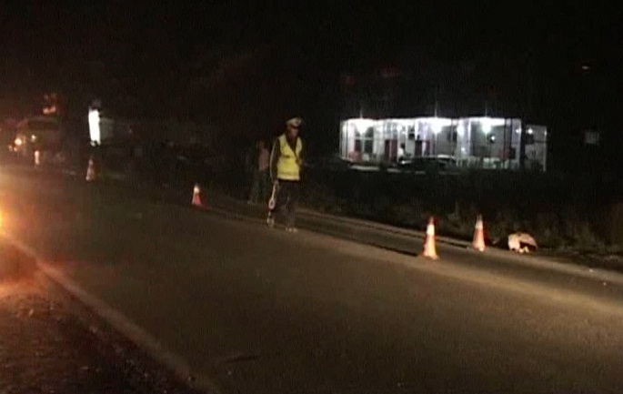 Aksidentohen 3 makina në aksin Golem-Kavajë