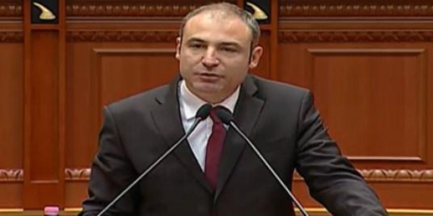 Aldo Bumçi atakon ambasadoren e BE, Romana Vlahutin