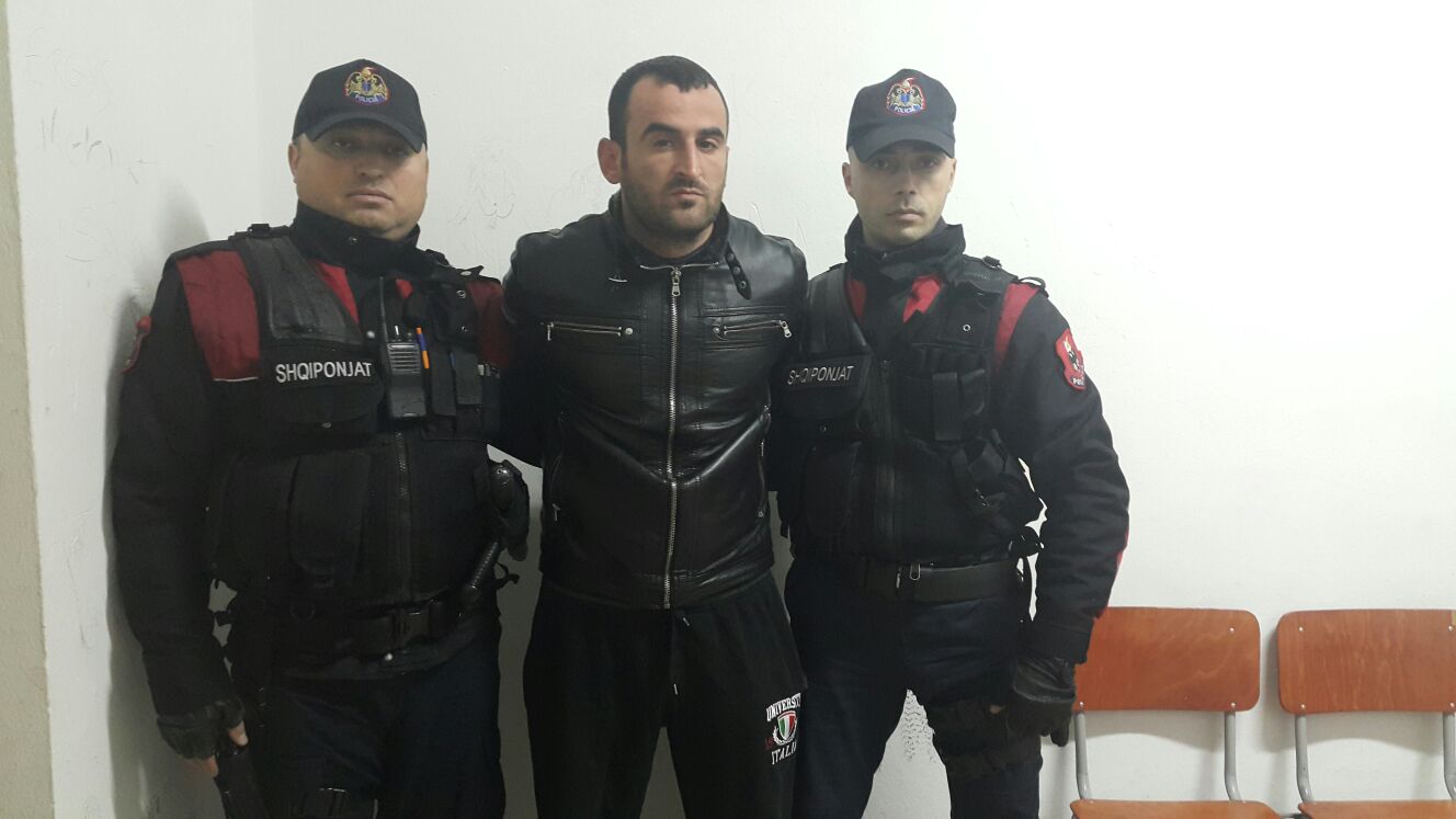 FOTO/ Aleksandër Dushaj, foto në komisariat