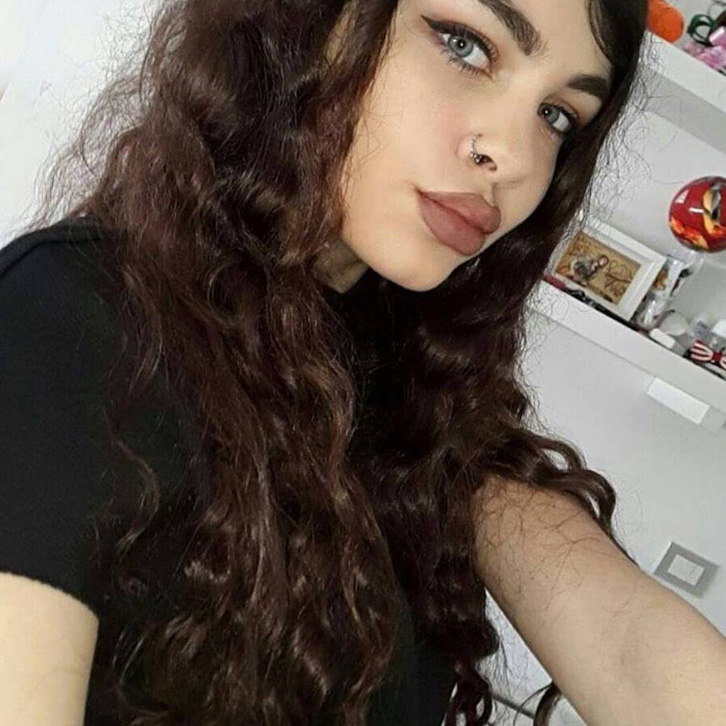 FOTO LAJM/ Vajza e Niko Peleshit: Trump, t’q**** robt