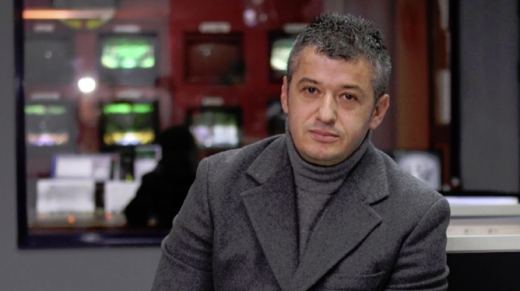 DOKUMENTI/ Gazeta e Carlo Bolinos zbulon pagën e Alfred Pezës në media dhe ngre disa pikëpyetje