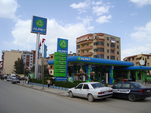 Ardian Xhillari, 510 mijë euro kredi të pashlyer, sekuestro kompanisë nga një borxhli tjetër