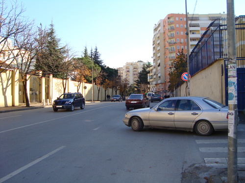 EMRI/ Përdhunon  vajzën  tek rruga e Elbasanit, kapet i dënuari për shfrytëzim prostitucioni