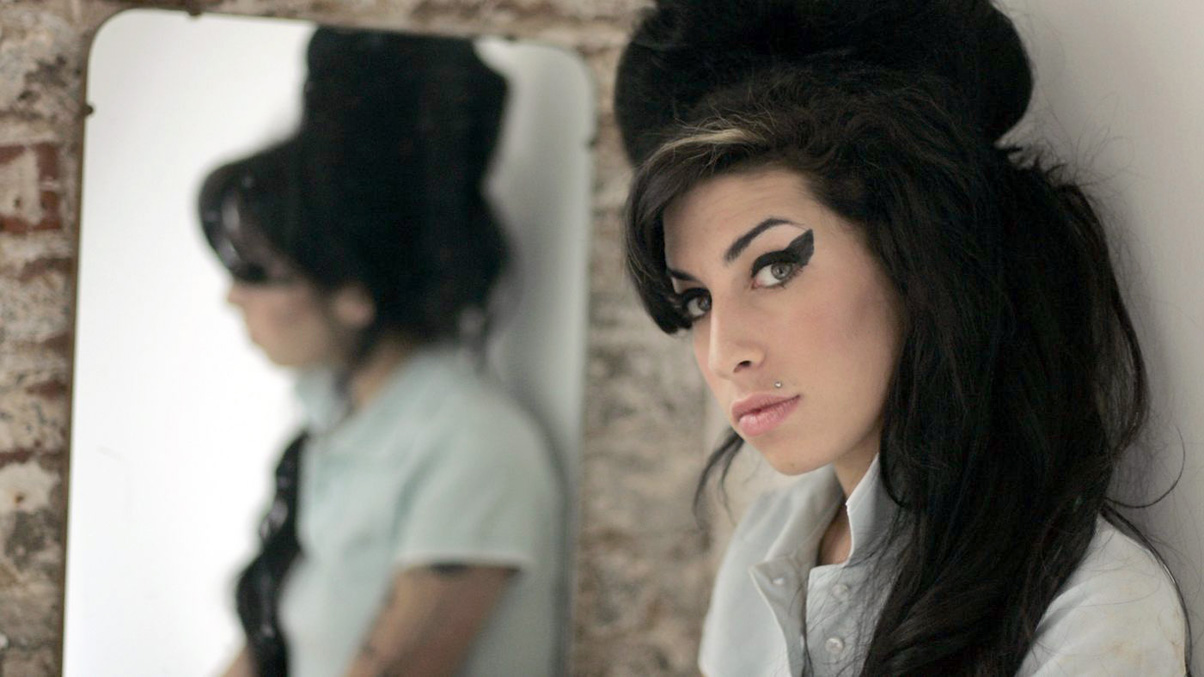 Amy Winehouse me një album të ri…?!
