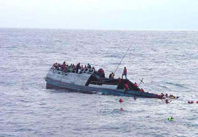 Tragjedi në Mesdhe, mbyten dy anije me 500 klandestinë
