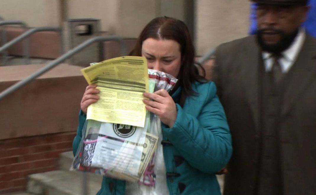 SHBA, gruaja shqiptare vret burrin me thikë