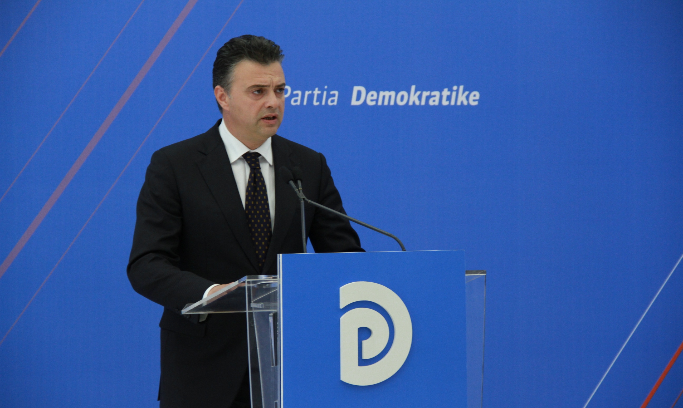 Reagon Arben Ristani për deklaratat e Edi Ramës mbi vjedhjen e Rinasit