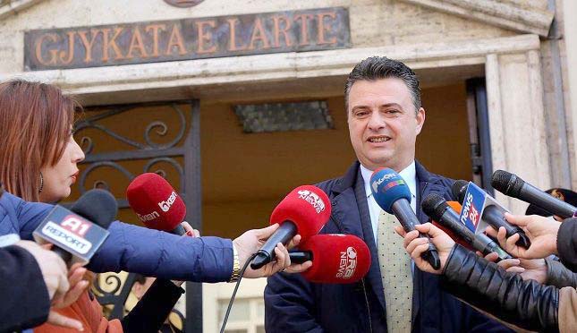 Gjykata e Lartë gjobë 2 milionë lekë edhe Ristanit për shpifje ndaj Ramës