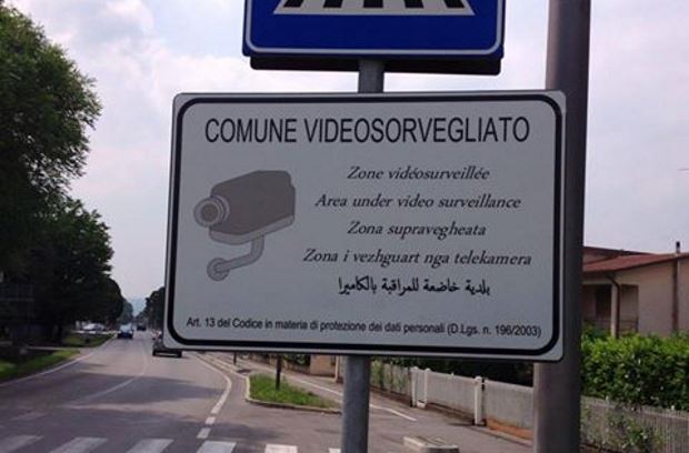 Itali/Lajmërime për hajdutët, edhe në shqip