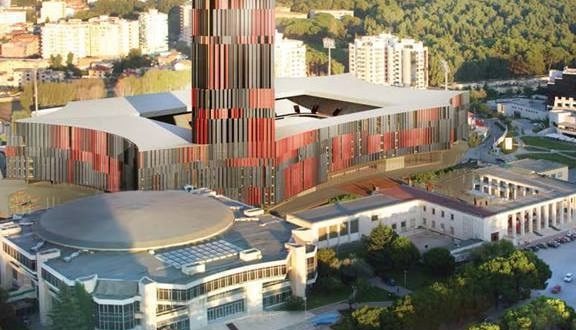 YLLI DYLGJERI/Arena e qorrave…