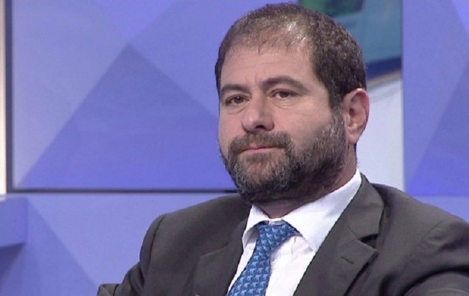 ARMAND SHKULLAKU/Kurbani Saimir për sulltanin Ilir