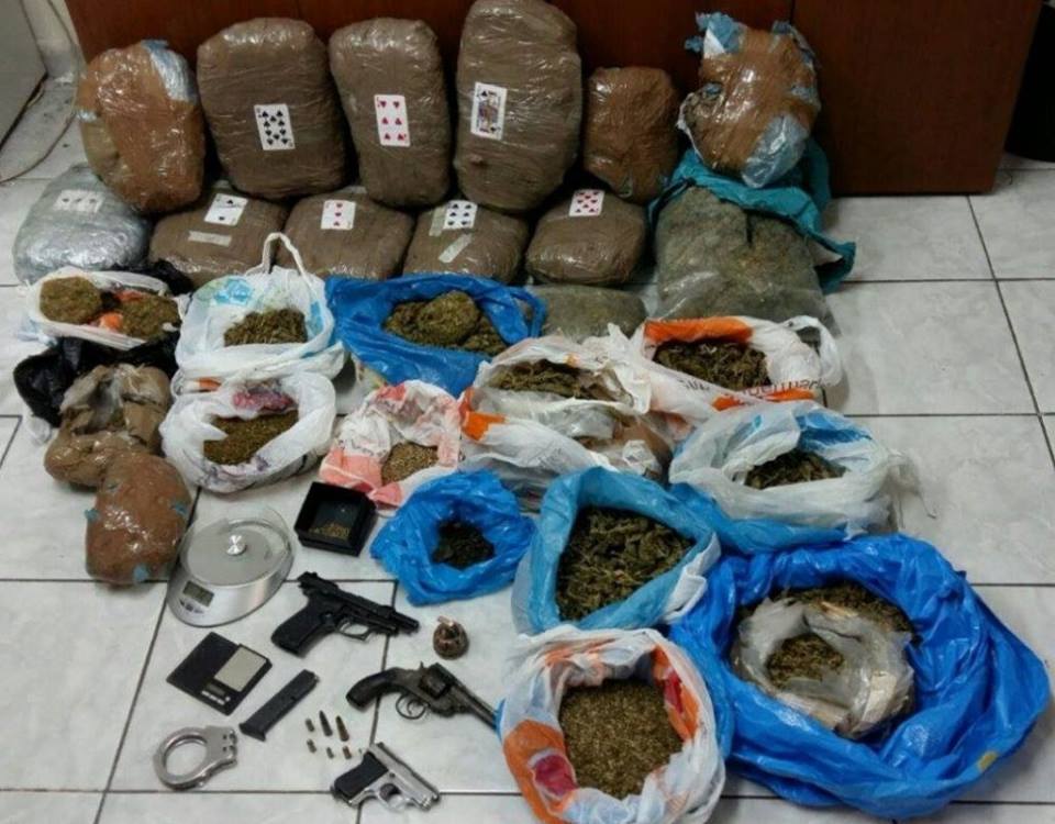 FOTO/ Athinë, goditet grupi kriminal, kapoja shqiptar