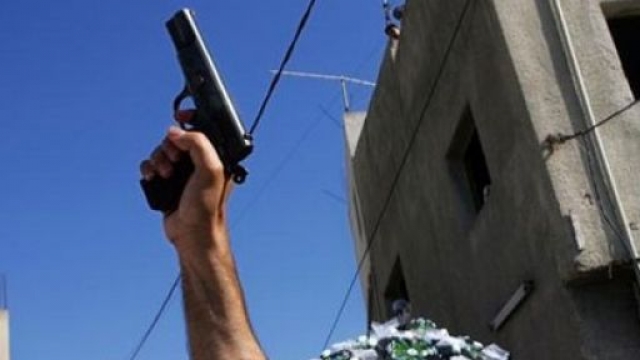 Përplasje me armë në Korçë, 33-vjeçari shpërthen postbllokun, plagos 3 policë