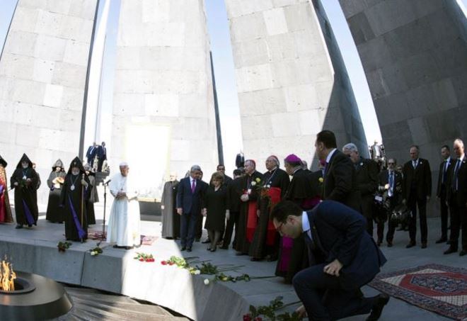 Papa Francesku në Jerevan, gjenocid vrasja e 1.5 milionë armenëve