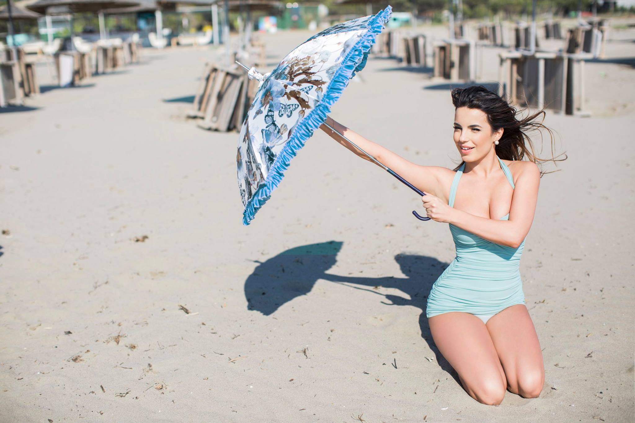 FOTO/Armina në versionin “Monroe”