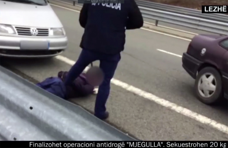VIDEO & EMRAT/ Lezhë e Tepelenë, dy operacione antidrogë, policia ndjek dhe arreston 3 trafikantët e drogës