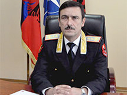 DORËHIQET ARTAN DIDI