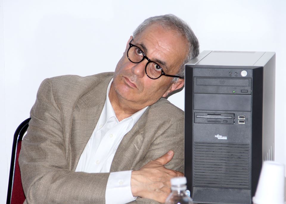 ARTAN FUGA/Ministren e arsimit e kanë braktisur të gjithë!