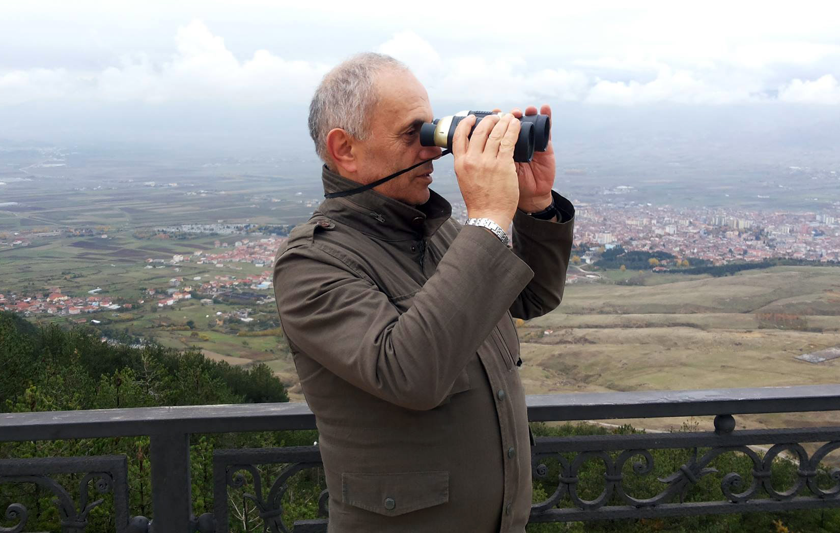 ARTAN FUGA/ Kombit po i del individi nga orbita