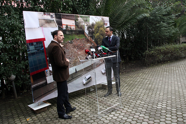 SHËNIM/ Artan Lames nuk i mban të thotë një fjalë për Parkun e Liqenit dhe na “mallëngjen” nga Kruja