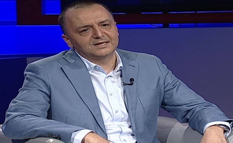 Artan Lame zbulon debatet me kryeministrin Rama për fasadën e “Qemal Stafës”