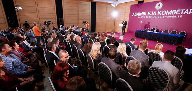 VENDIMET/ Ndryshojnë rregullat në PS, por Rama bën përjashtim për Tahirin