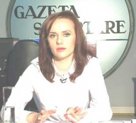 Terroristët guxojnë në Tiranë, SMS me stil ISIS për gazetaren Koromani: “Duhet të paguash”