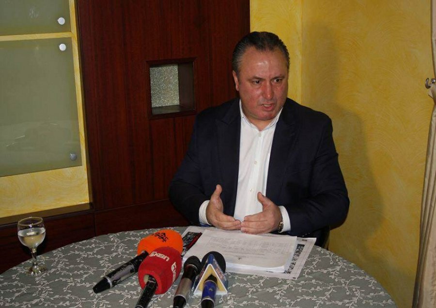 Administrativja e lë pa mandat Shkëlqim Selamin