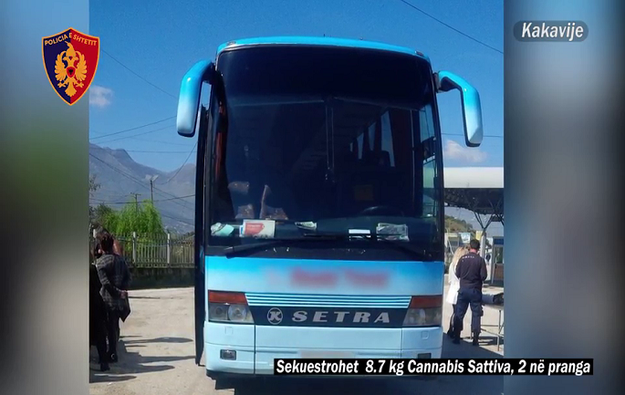 Sërish drogë në autobusin Tiranë-Athinë, këtë herë kapet nga policia greke