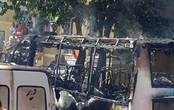 EMRI/ Djegia e autobusit, identifikohet e vdekura e vetme