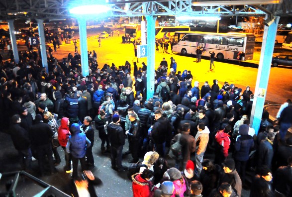 Zhduket nusja shqiptare bashkë me të birin. Arratiset nga burri dhe nga kampi në Gjermani