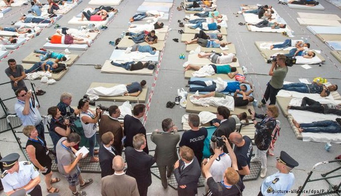 FENOMENI/Për 10 euro, seks me një refugjate