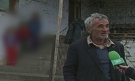 Si 10 vjeçarja po rrit motrat e vogla pas vdekjes së nënës