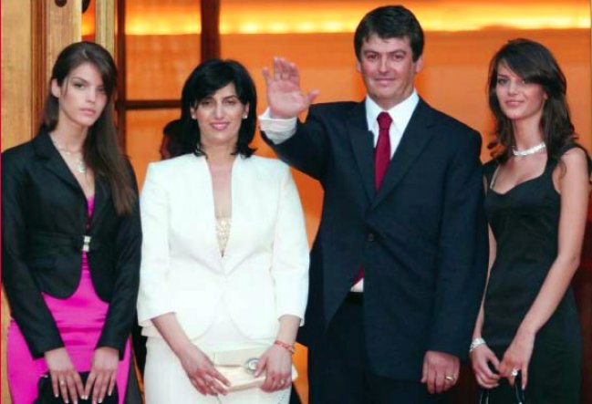 Albano Carrisi në dasmën e vajzës së Bamir Topit