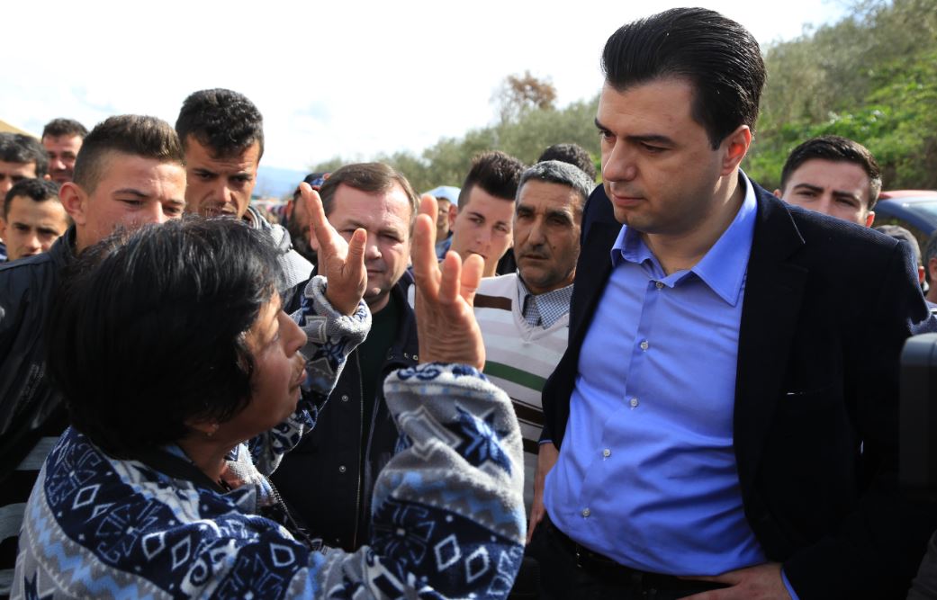 Basha: Populli po varfërohet dhe qeveria po pasurohet