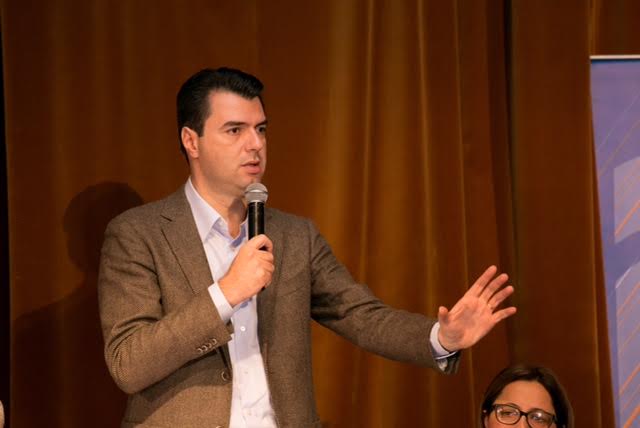 Basha: Mbulimi i vendit me drogë është projekti i Edi Ramës për të blerë pushtetin